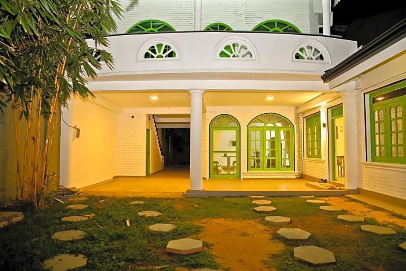 Flipflop Hostel Negombo Exterior foto